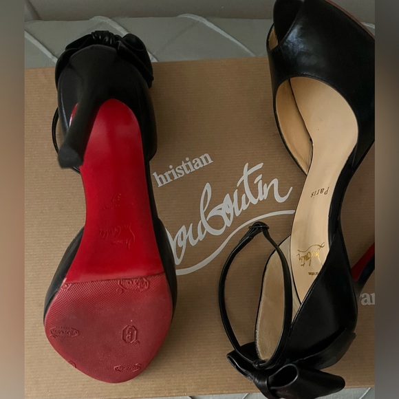 Christian Louboutin Stiletto - Picture 3 of 3